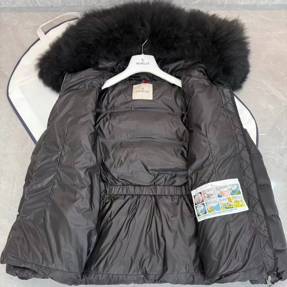 Moncler Short Puffer Jacket - Black, Cinched Waist & Removable Fur Hood - Picture 2 of 8